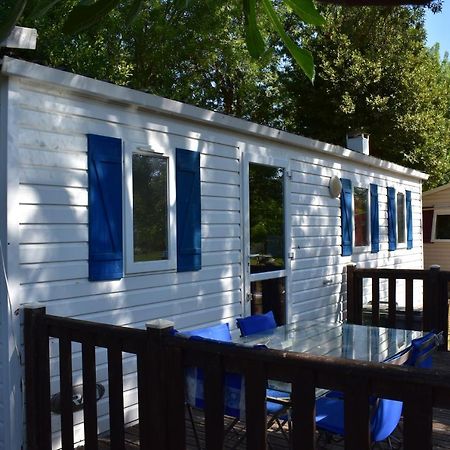 Mobil-Home Sur Terrain Bucolique Йер Экстерьер фото